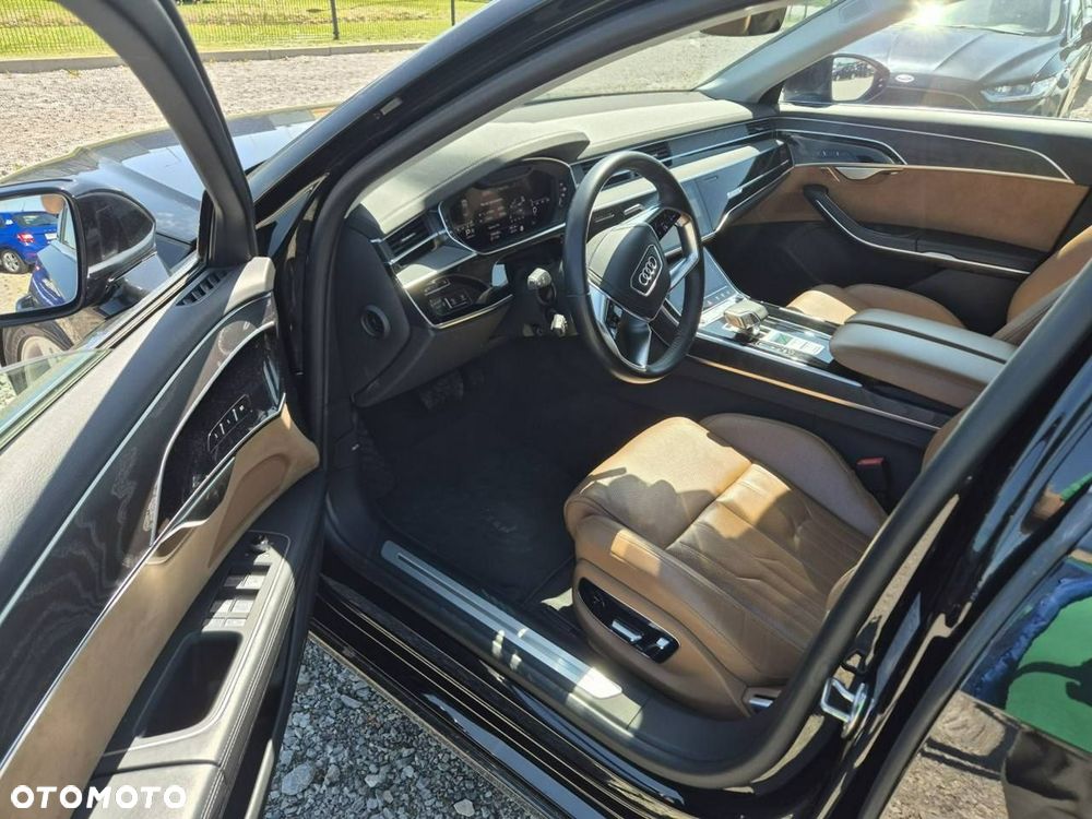 Audi A8 - 9