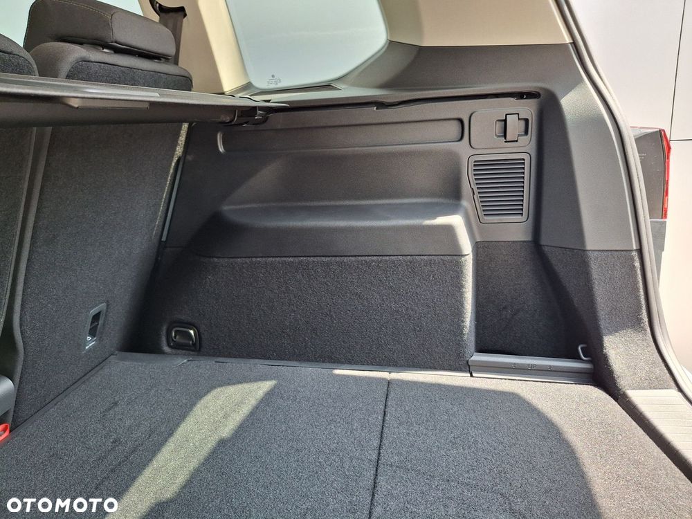 Volkswagen Touran 1.5 TSI EVO Comfortline DSG - 27