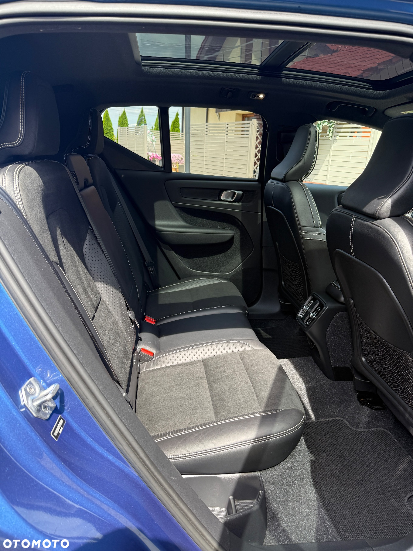 Volvo XC 40 T5 AWD R-Design - 26