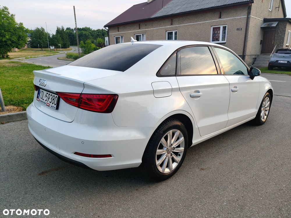 Audi A3 Limousine 1.6 TDI (clean diesel) Attraction - 3