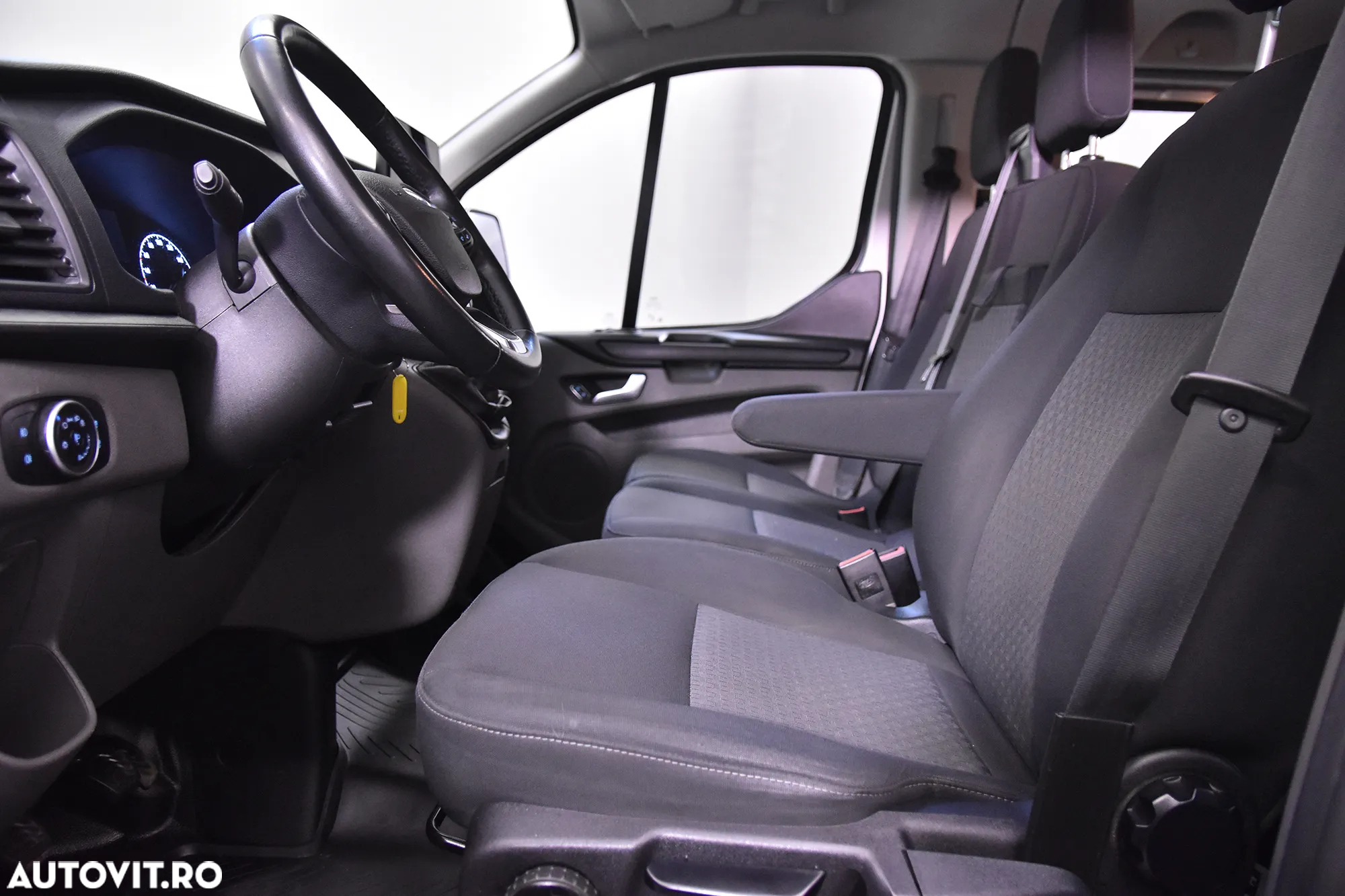 Ford Transit Custom - 21