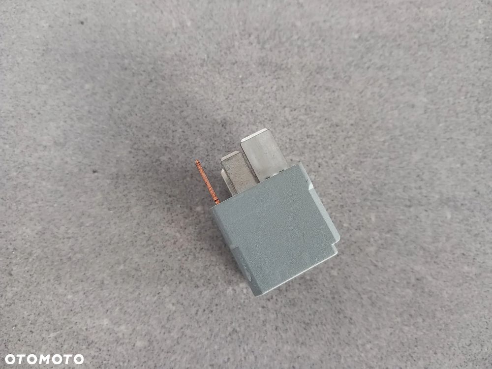 Przekaźnik wspomagania 70A 4 stykowy Ford 1433498 - 1
