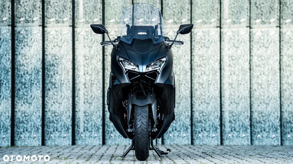 Yamaha Tmax - 13