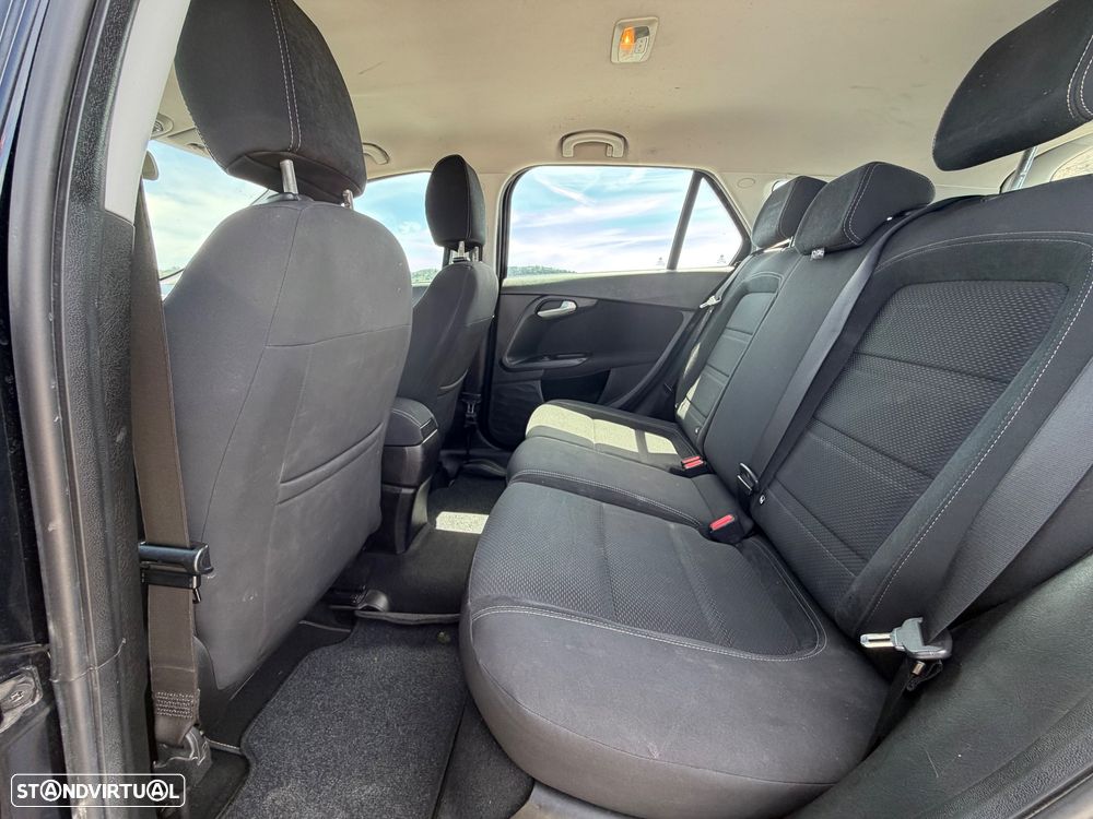 Fiat Tipo Station Wagon 1.3 M-Jet Lounge Tech - 20