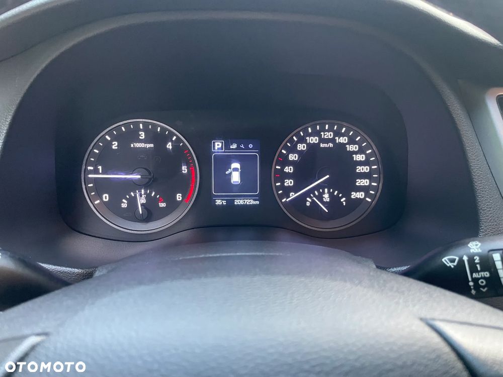 Hyundai Tucson 1.7 CRDI BlueDrive Comfort 2WD DCT - 23