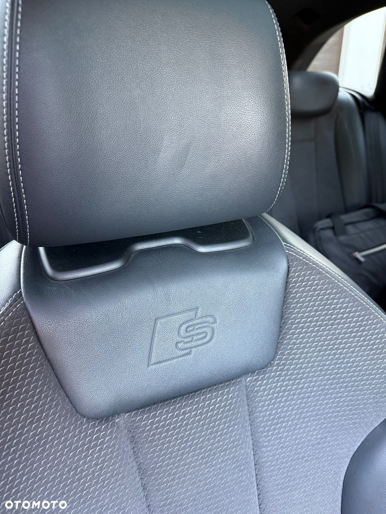 Audi A4 Avant 45 TDI quattro tiptronic S line - 36