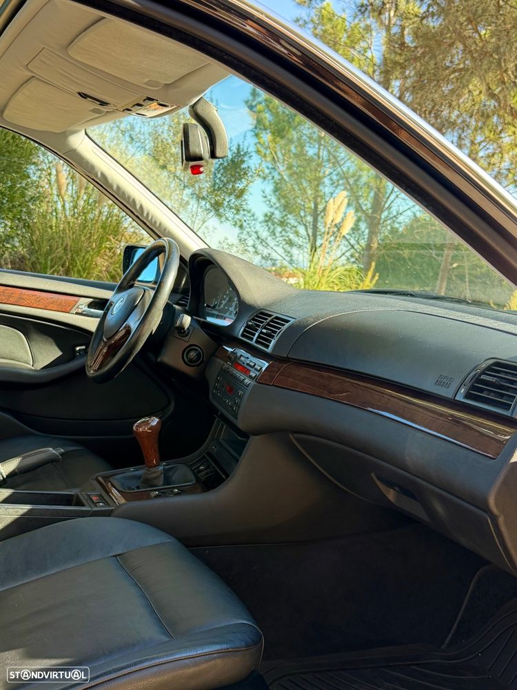 BMW 320 i - 14