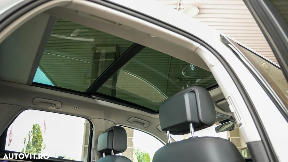 Volkswagen Touareg 3.0 V6 e-Hybrid 4Motion Aut. Elegance - 37