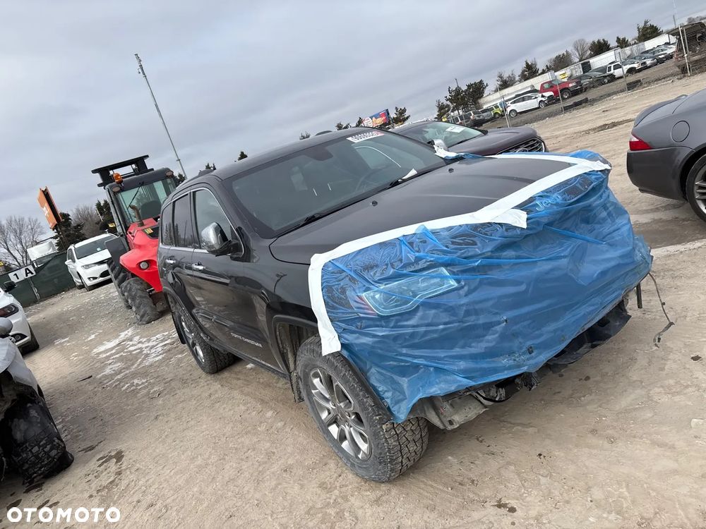 Jeep Grand Cherokee - 19