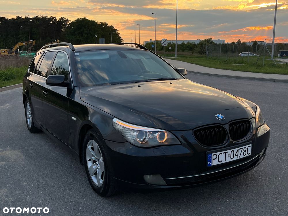 BMW Seria 5 520d Edition Exclusive - 1