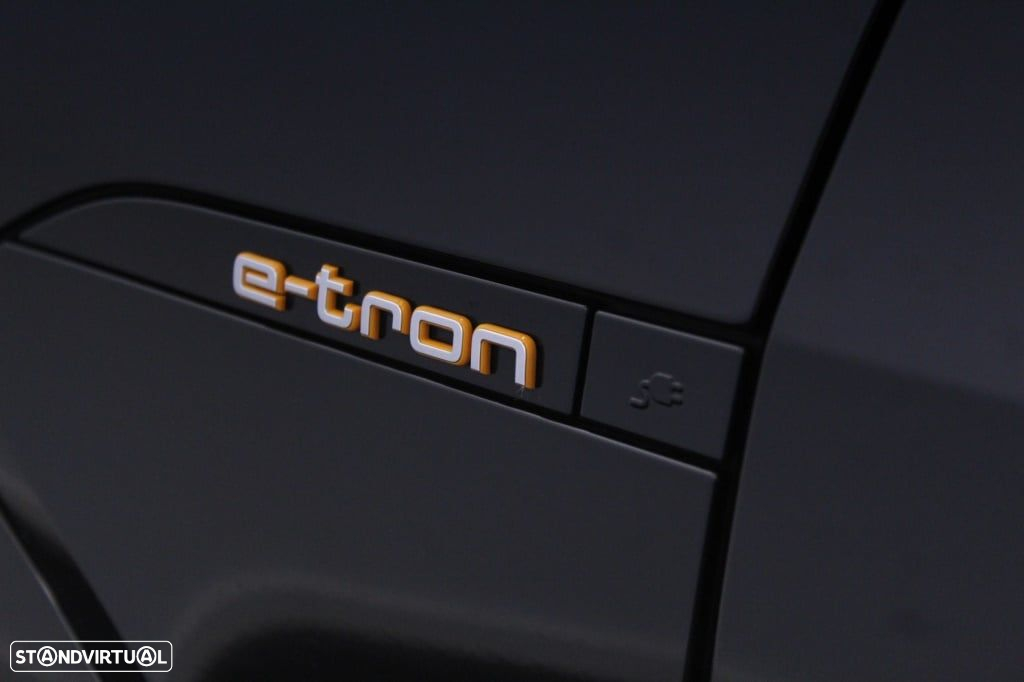 Audi e-tron 55 quattro S line - 17