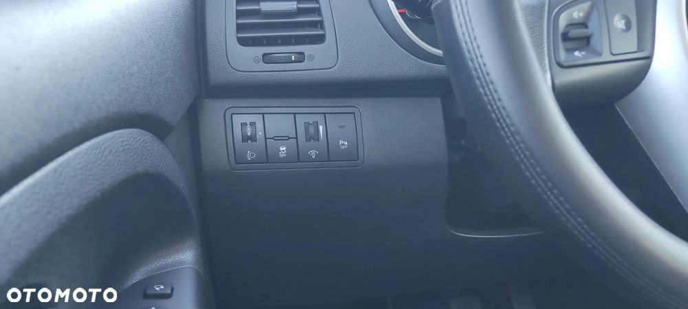 Kia Venga 1.6 CVVT Fifa World Cup Edition - 19