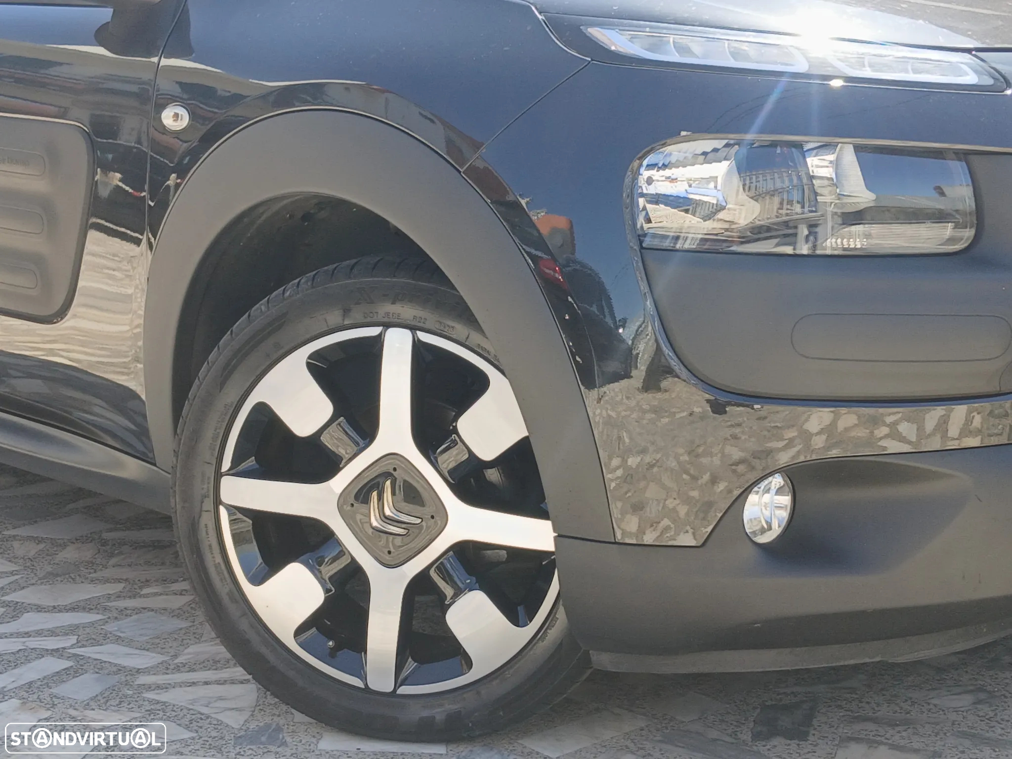 Citroën C4 Cactus 1.2 PureTech Shine - 8
