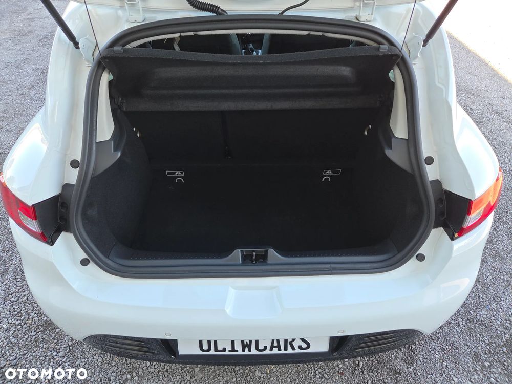 Renault Clio 1.2 16V 75 LIMITED - 24