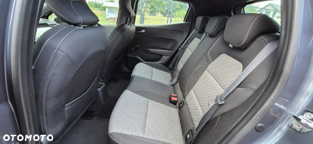 Renault Clio TCe 90 EVOLUTION - 27