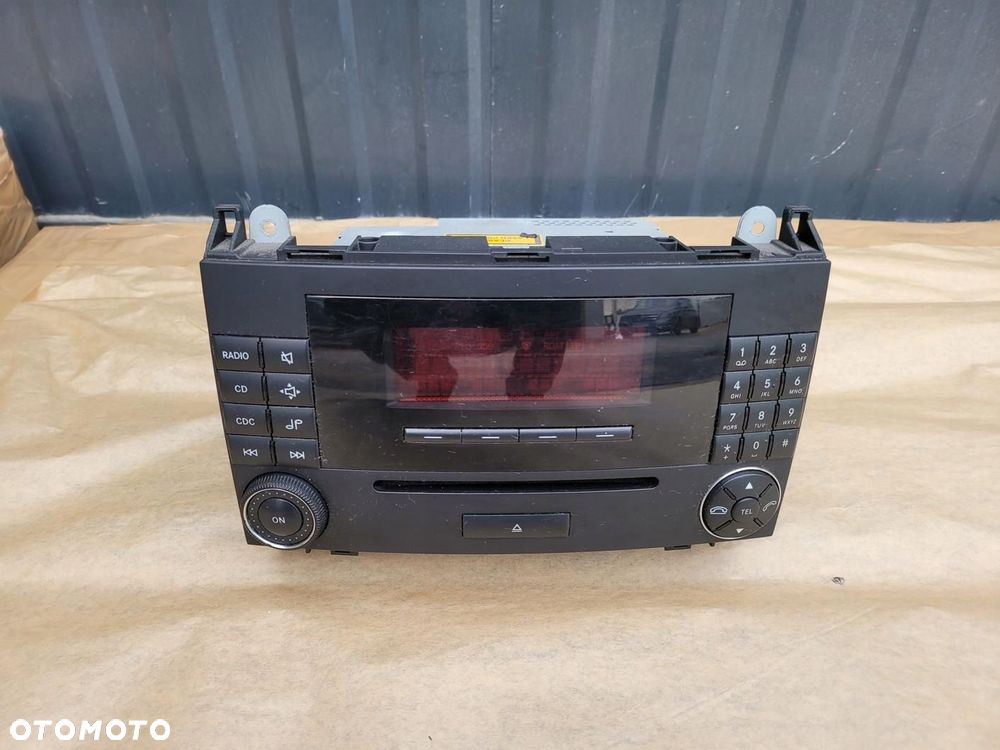 RADIO MERCEDES-BENZ W169 180CDI 04-12 A1698207589 - 1