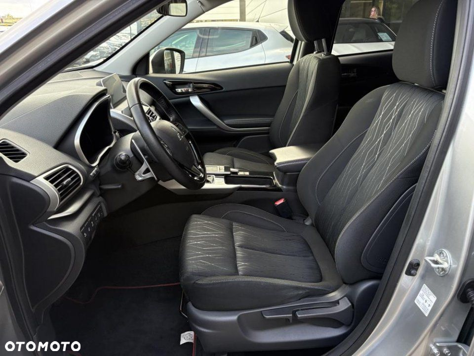 Mitsubishi Eclipse Cross - 23