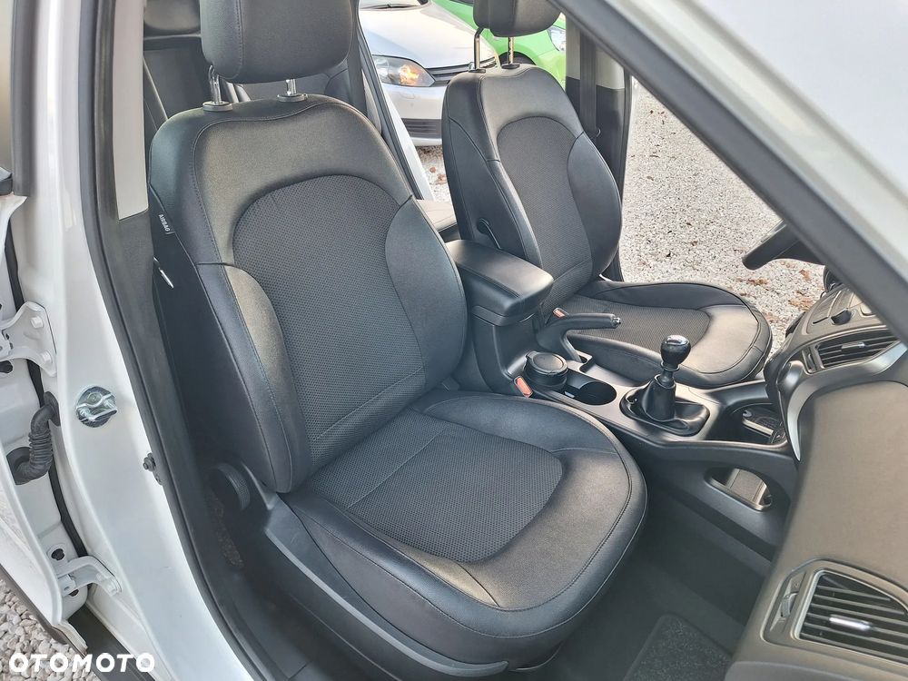 Hyundai ix35 1.6 2WD Comfort - 30