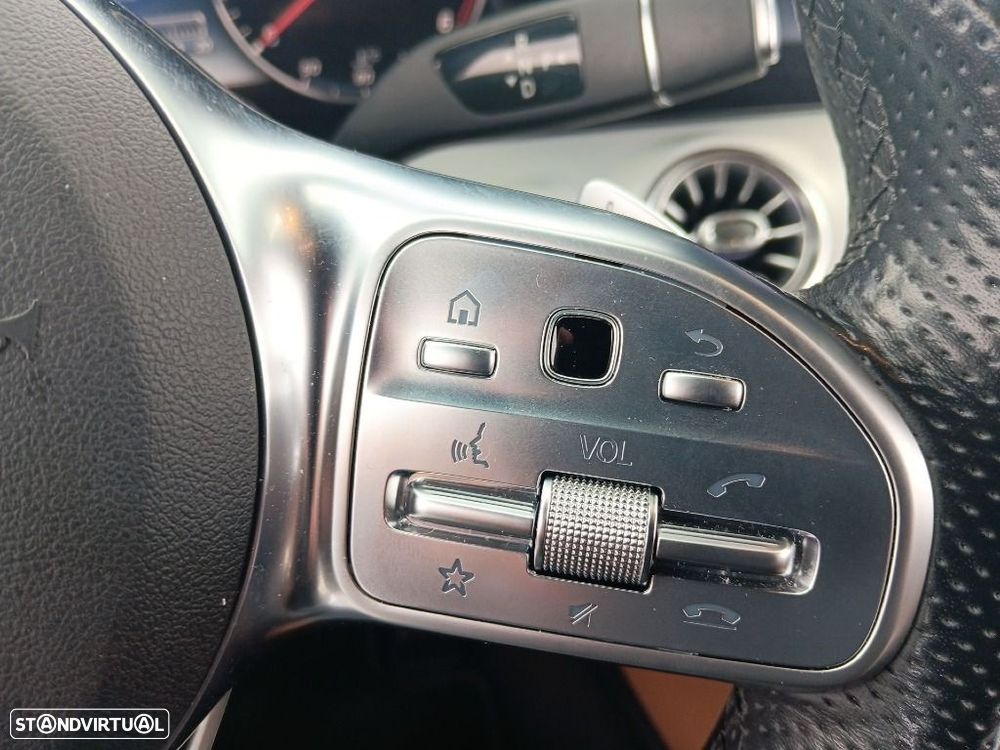Mercedes-Benz E 220 d AMG Line - 25