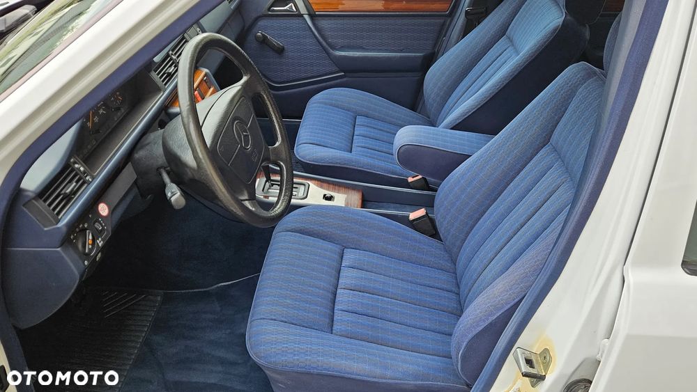 Mercedes-Benz W124 (1984-1993) - 8