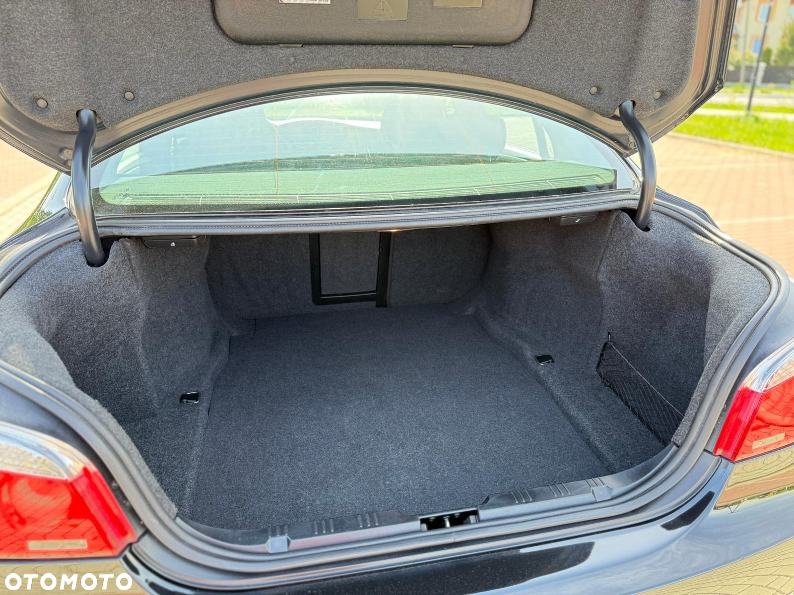 BMW Seria 5 520d Edition Sport - 9