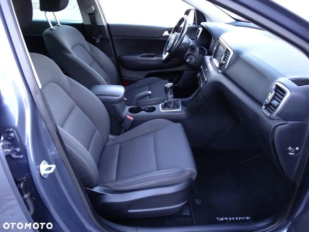 Kia Sportage 1.7 CRDI 2WD Dream-Team Edition - 24