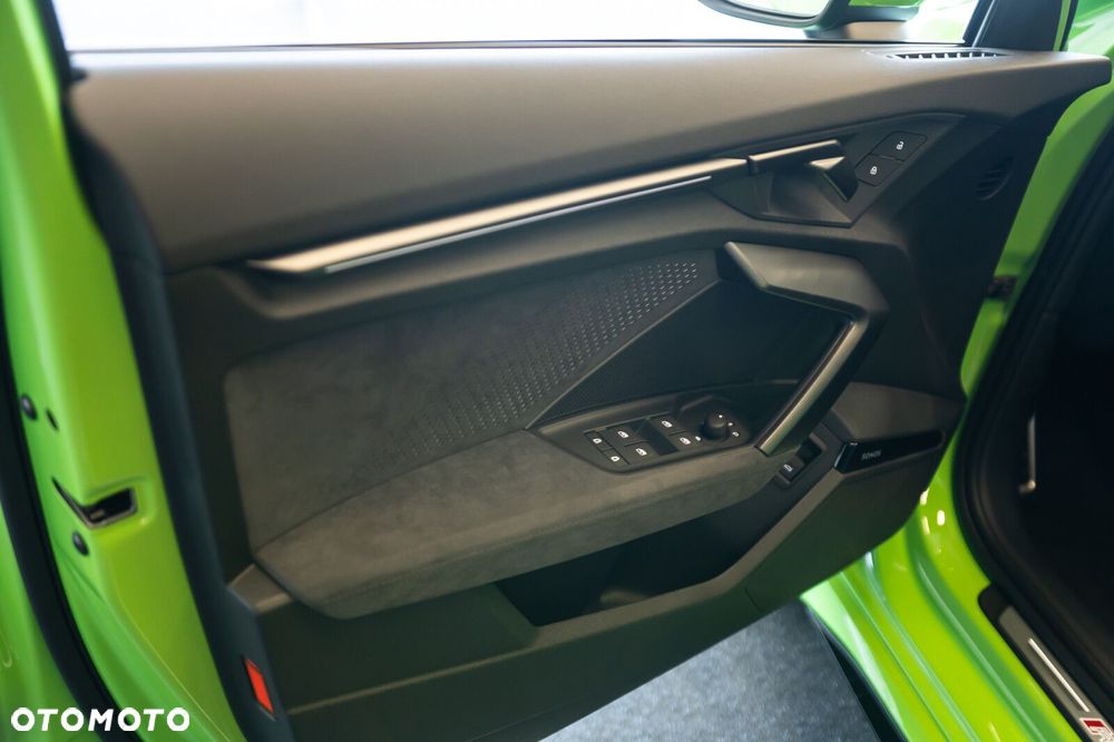 Audi RS3 Sportback - 12