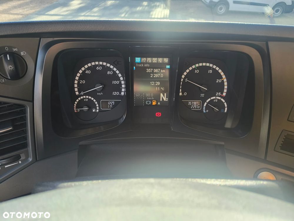 Mercedes-Benz Antos 2536 EURO6 - 14