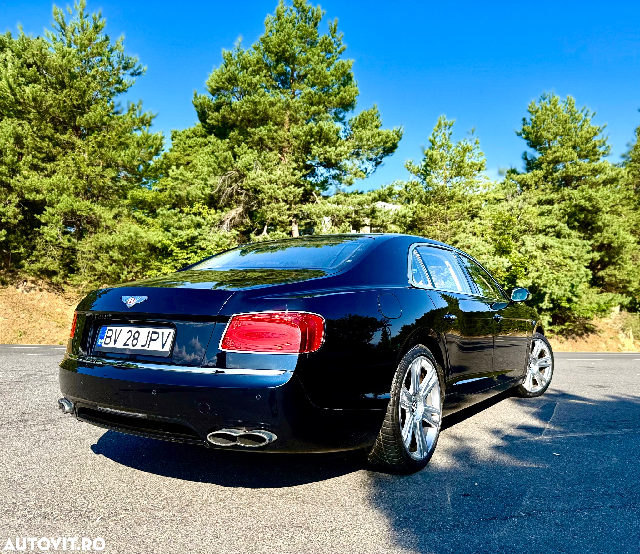 Bentley Flying Spur V8 Mulliner - 4
