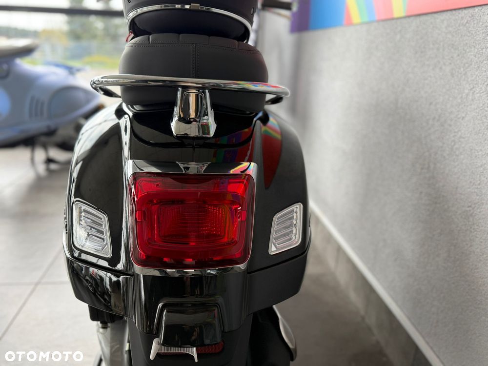 Vespa GTS - 9