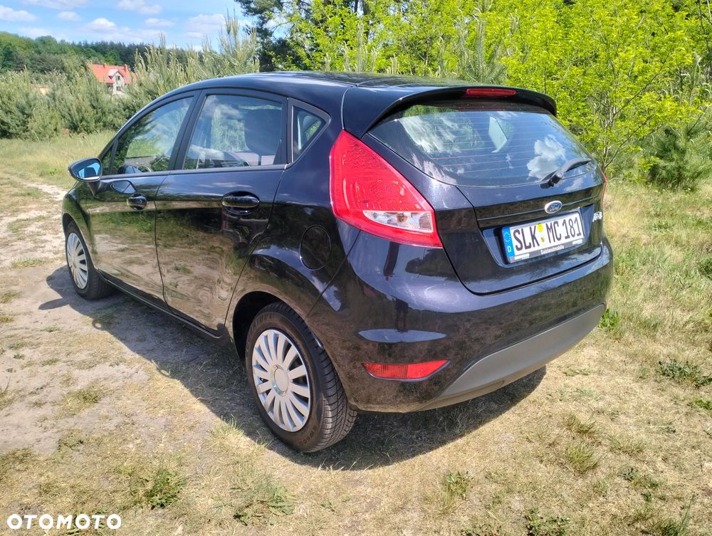 Ford Fiesta 1.25 Ambiente - 13