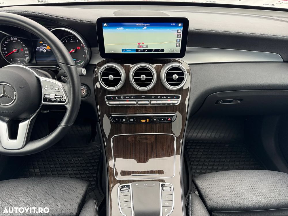 Mercedes-Benz GLC 300 de 4MATIC - 11