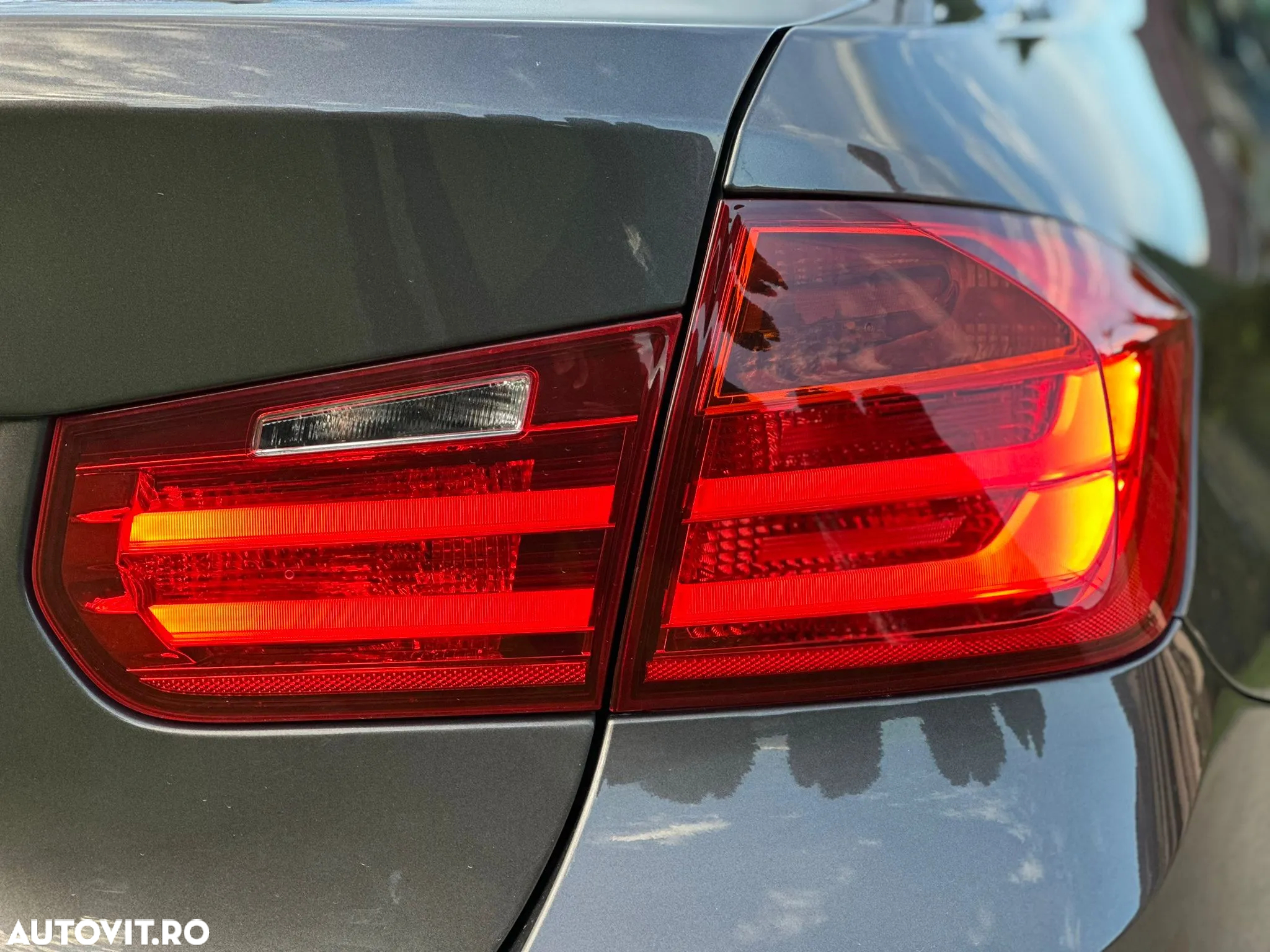 BMW Seria 3 328i xDrive Sport Line - 23