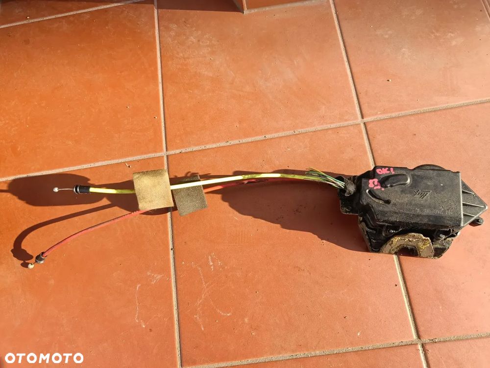MERCEDES W211 KOMBI DOCIĄG ZAMEK KLAPY 2 LINKI A2117400036 - 1