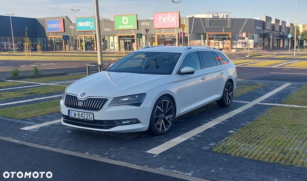 Skoda Superb 2.0 TDI Ambition DSG7 - 22