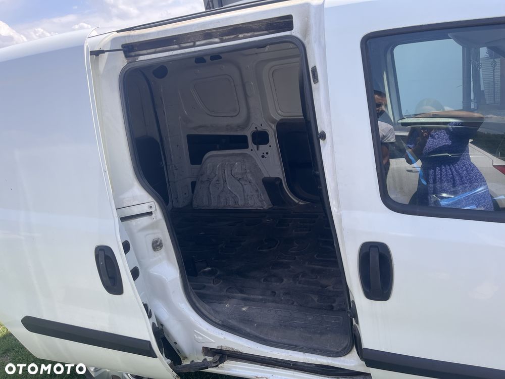 Fiat Doblo - 8