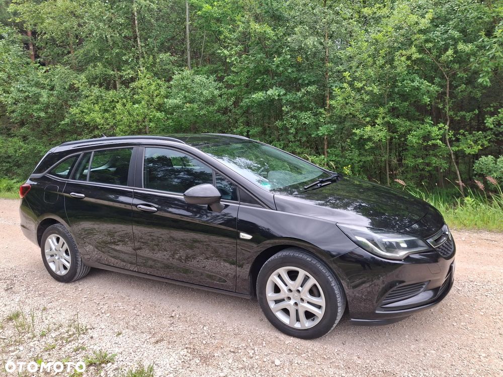 Opel Astra 1.6 CDTI Cosmo - 9