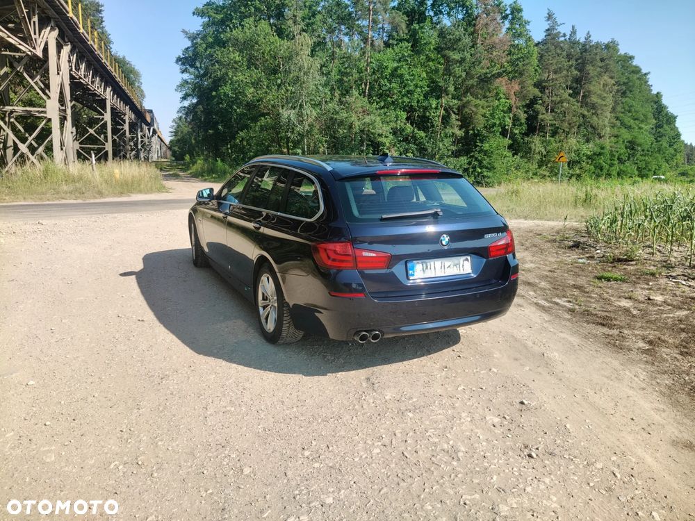BMW Seria 5 520d - 4