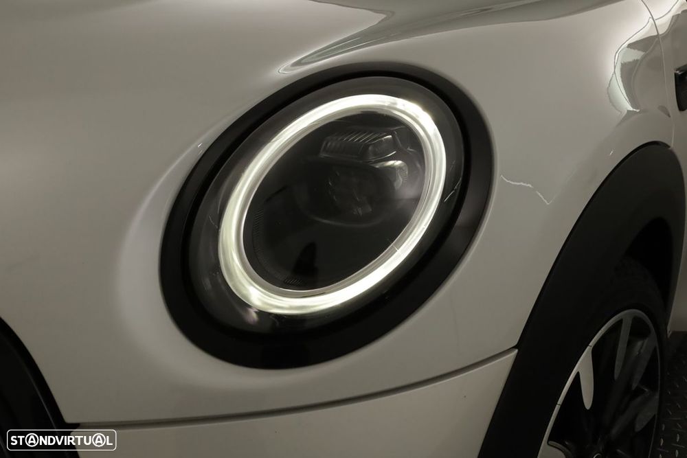 MINI 5 Portas Cooper Premium Classic Auto - 10