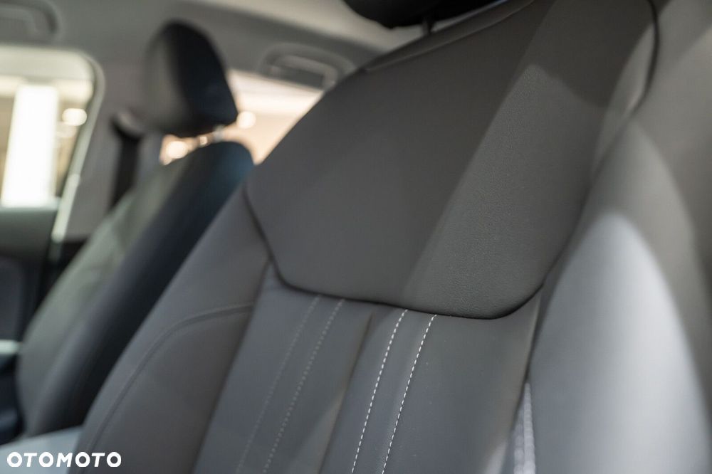 Audi Q3 Sportback - 12