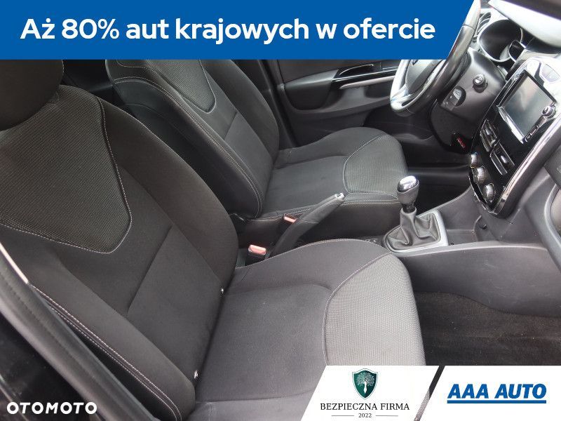 Renault Clio - 11