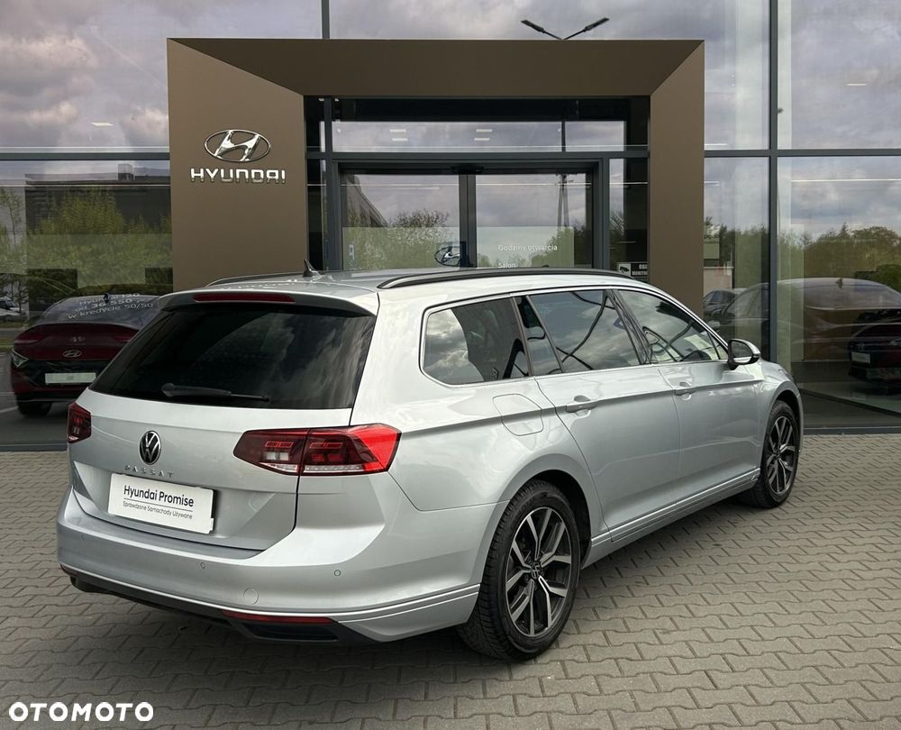 Volkswagen Passat - 7