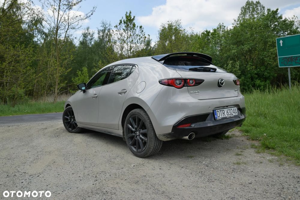 Mazda 3 - 4