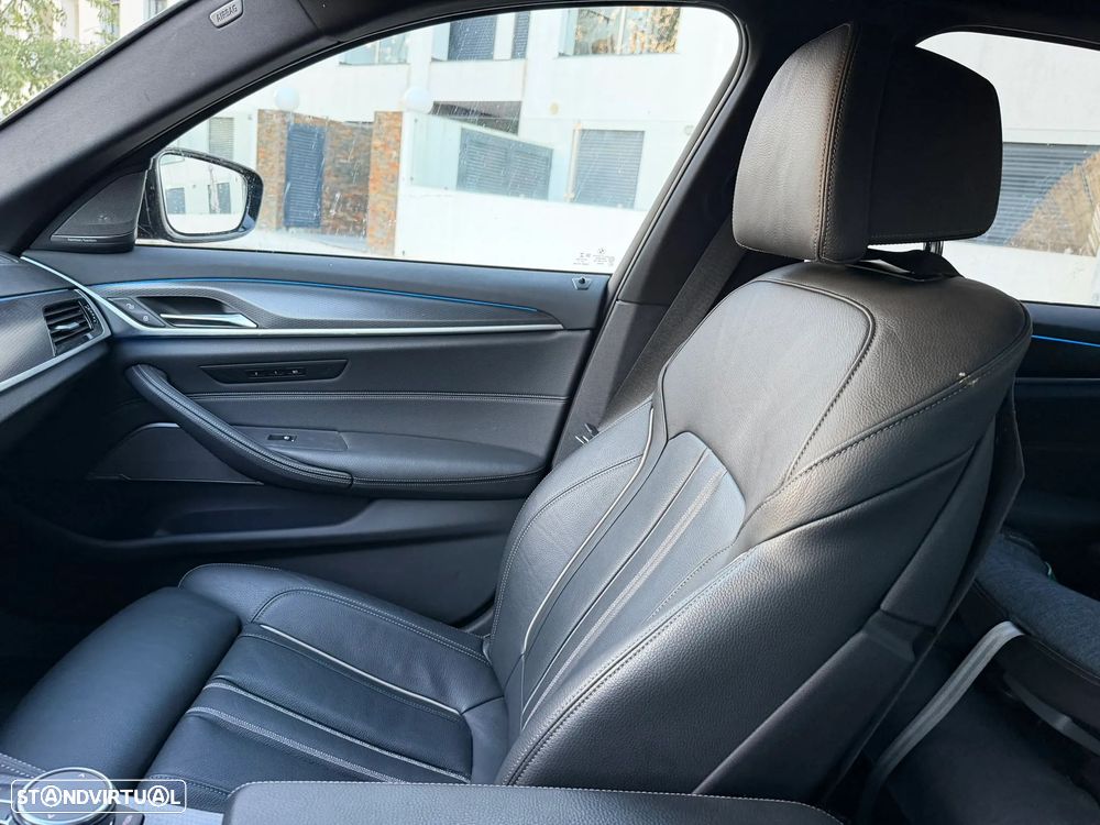 BMW 545 e xDrive Pack M - 15