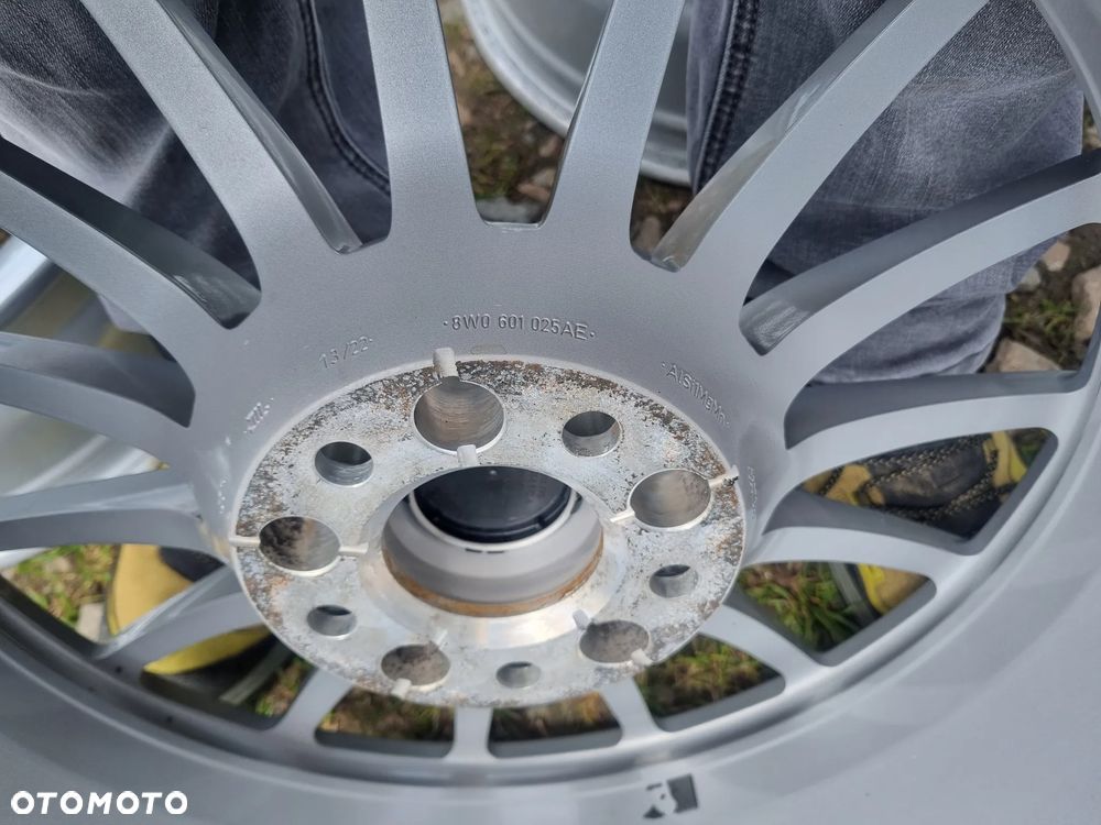 AUDI 8W0 A5,A4 ALLROAD ALU 7,5X17 ET29 5X112 bdb stan - 9