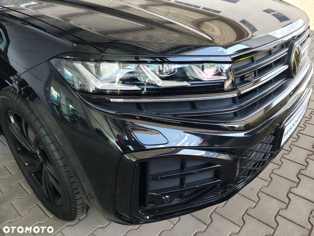 Volkswagen Touareg 3.0 V6 TDI 4Motion R-Line - 29