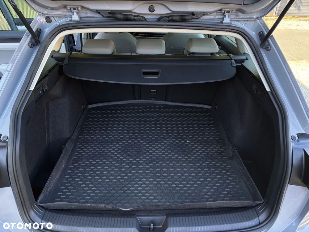 Volkswagen Golf 1.5 TSI BMT Highline DSG - 34