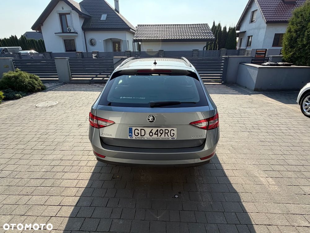 Skoda Superb 1.6 TDI Active - 6