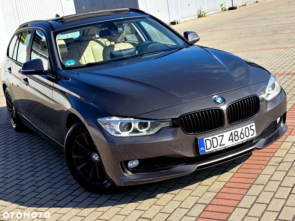 BMW Seria 3 318d DPF Touring Edition Exclusive - 23
