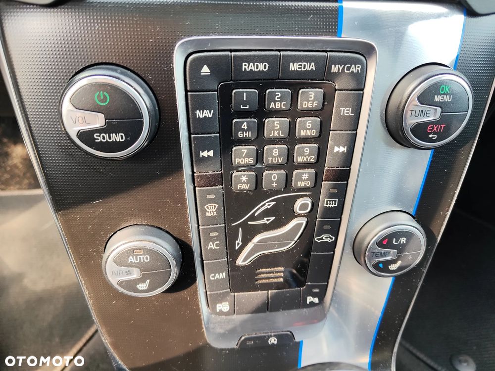 Volvo V40 D2 R-Design Summum - 11